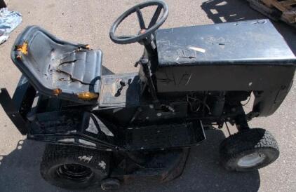 Riding Lawn Mower/Garden Tractor, Transmatic, 42" Deck, 12-18 HP, Key Start, Headlights