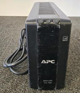Uninterruptible Power Supply, APC Back-UPS Pro 700 BR700G 700VA 420W Serial: 3B1511X10453