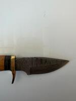 Damascus Steel Fixed Blade Knife Set &ndash; Custom Handles, Leather Sheaths, Hunter & Skinner Styles - 6