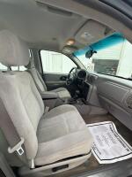 BANK REPO - 2006 CHEVROLET TRAILBLAZER - 4X4! - 17