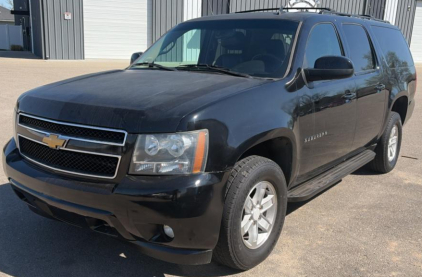 2014 CHEVROLET SUBURBAN - 4X4!