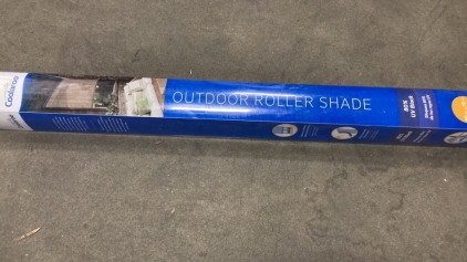 Outdoor roller shade