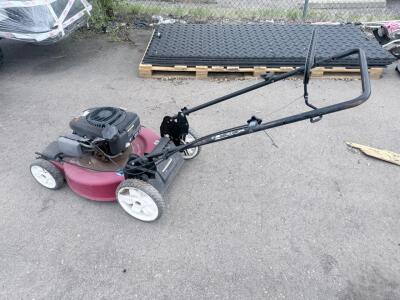 Toro Recycler 22" Gas Lawn Mower, Kohler 149cc 6.75 ft-lb, FWD, Self-Propelled, Steel Deck