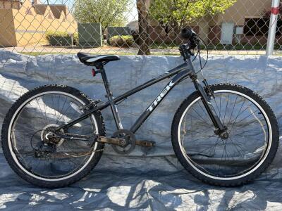 Trek Precaliber 24&rdquo; Kids&rsquo; Mountain Bike, 7-Speed, Aluminum Frame, Black, Shimano Grip Shift