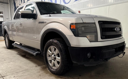 2013 FORD F-150 - 4X4!