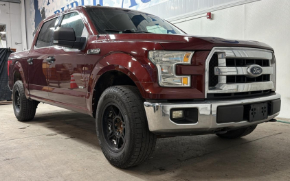 2016 FORD F-150 - 4X4!
