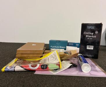 TOPCEE King Cooling Blanket, NEARPOW TS20 Timers 2pk, Furniture Risers, DAP Sealant, Placemats & More