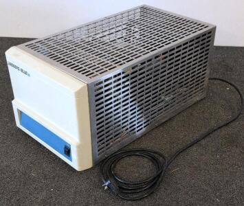 Lindberg/Blue M RWB3220A-2 Recirculating Chiller, 120V, R-134A, 0&ndash;30&deg;C, S/N: V29M-597317-WM