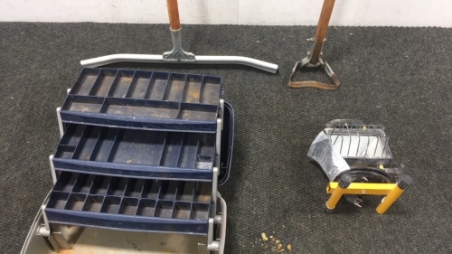 Squeegee,Light Fixture and more