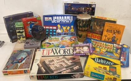 Board Games, Puzzles & Small Hand Drum &ndash; Simpsons Editions, Upwords, Yahtzee, 350&ndash;1000pc