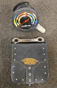 Vintage Color C-Lector Water Color Analyzer 1984, Analog Dial, Probe, Case & Garage CD Holder