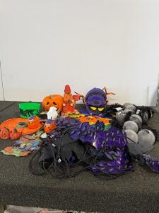 Halloween Decorations Lot: Spider Prop, String Lights, Pumpkins, Signs & Buckets