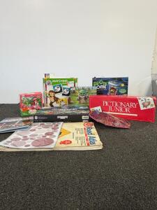 Large Family Board Game And Puzzle Lot - Star Wars, NFL, Drone Home, Chess, Pictionary Junior