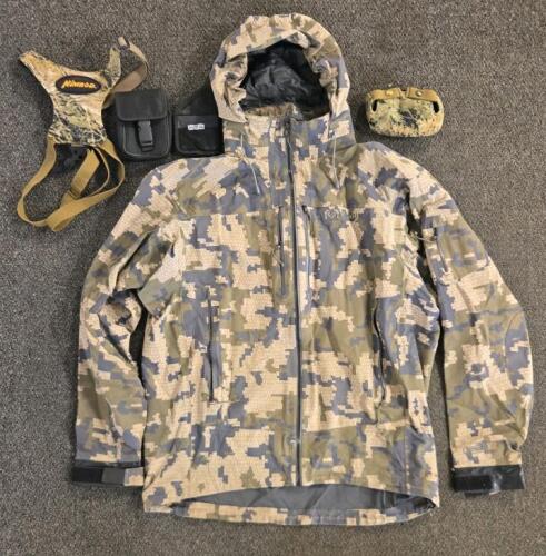 KUIU XL Hunting Jacket Vias Camo Waterproof Hooded W/ Accessories