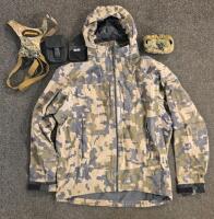 KUIU XL Hunting Jacket Vias Camo Waterproof Hooded W/ Accessories