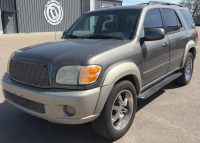 2004 TOYOTA SEQUOIA - BLUETOOTH!