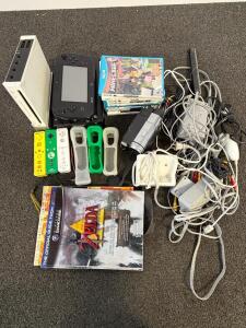 Nintendo Wii & Wii U Console Bundle, Controllers, Games, Sony Handycam, Zelda Guide, Cables