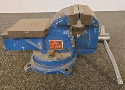 Swordfish Brand TBV-201 Bench Vise, 125mm Jaw Width, Swivel Base, Cast Iron, Made In China