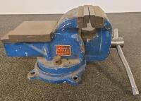 Swordfish Brand TBV-201 Bench Vise, 125mm Jaw Width, Swivel Base, Cast Iron, Made In China