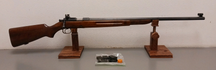 Winchester Model 52 .22 LR Bolt-Action Rifle --12490