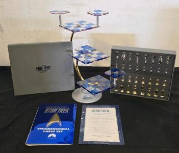 Franklin Mint Star Trek Tridimensional Chess Set, 24K Gold & Sterling Silver, 1994, Complete, COA