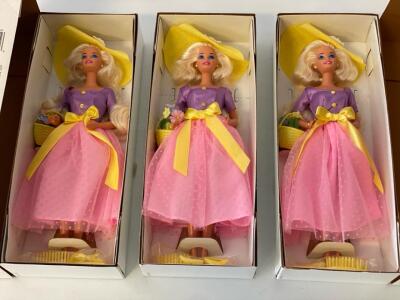 Spring Blossom Barbie 1995 Avon Exclusive, Special Edition, Complete Boxed, #14950