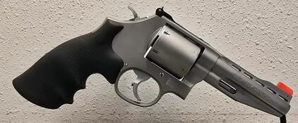 Smith & Wesson 686-6 Performance Center Revolver, .357 Magnum, 4" Barrel, 6-Shot, Stainless, DNP4078