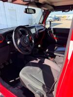 2013 JEEP WRANGLER UNLIMITED - 4X4! - 12