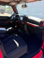 2013 JEEP WRANGLER UNLIMITED - 4X4! - 18