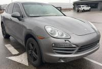 2014 PORSCHE CAYENNE - 4X4 - 123K MILES! - 8