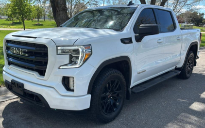2022 GMC SIERRA 1500 - 4X4!
