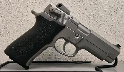 Smith & Wesson Model 4006 Stainless .40 S&W DA/SA Pistol, 3 Mags, Original Case, Serial TFL4943