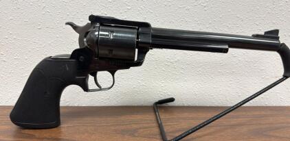 Ruger New Model Super Blackhawk .44 Magnum, 10.5" Barrel, Blued, Serial 81-03853