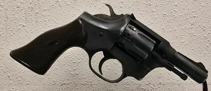 High Standard Sentinel R-100 .22 LR 9-Shot Revolver, 4" Barrel, Blued, USA, SN: R-100 42578