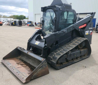 LOCATED IN MERIDIAN - 2018 CAT 299D2 XHP SKID STEER - LOW HOURS