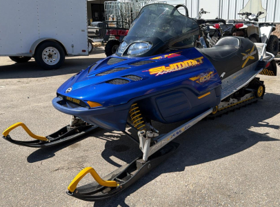 2002 SKI- DOO SUMMIT SNOWMOBILE