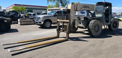 GEHL RS8-42 TELEHANDLER