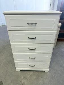 Ashley Furniture B102-46 Five-Drawer Chest White, 33"x16"x54", 2018, Engineered Wood, MAGDXK0