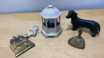 Thomas Kinkade Make A Wish Cottage Musical Lighted Display 2005 + Vintage Brass Decor Lot