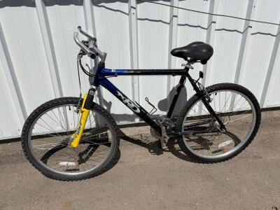 Research Dynamics Coyote X300 Mountain Bike 26" Wheels RST Front Suspension Shimano 21-Speed please inspect in person, tires need air