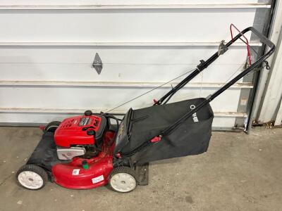 Troy-Bilt 21" Self-Propelled Lawn Mower, Briggs & Stratton 625 Series 190cc, Electric Start. please inspect in person.