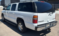 2003 CHEVROLET SUBURBAN - 4X4! - 4