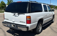 2003 CHEVROLET SUBURBAN - 4X4! - 6