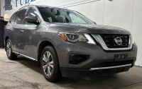 2017 NISSAN PATHFINDER - 3RD ROW SEATING!