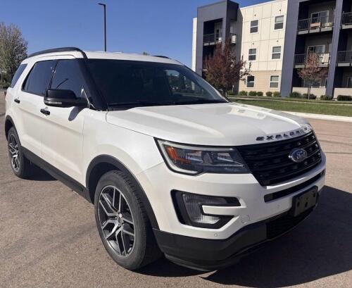 2017 FORD EXPLORER - BUYERS ASSURANCE POLICY!