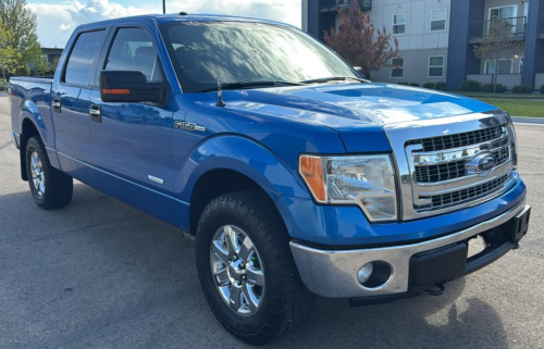 2013 FORD F-150 - 4X4!