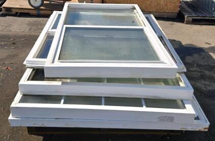 Pallet of 5 Various Windows