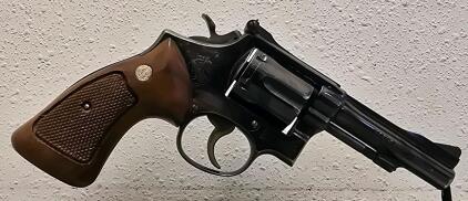 Smith & Wesson Model 15-2 Revolver, .38 Special, 4" Barrel, Blued, K765653