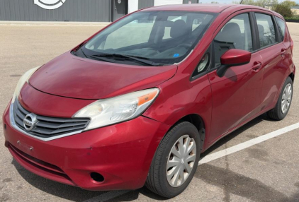 2015 NISSAN VERSA - FWD!