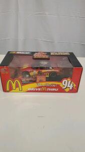 Bill Elliott #94 McDonald's Drive Thru Racing Champions 1:24 & 1:64 NASCAR Die-Cast Car Set